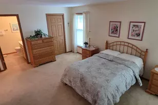 6235 S Creekside Dr, Cudahy, WI 53110 - Photo 16