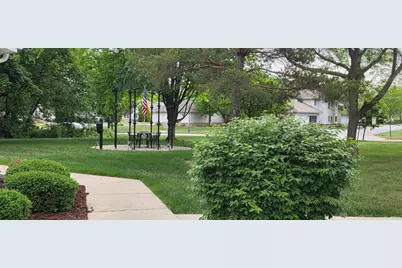 6235 S Creekside Dr #19, Cudahy, WI 53110 - Photo 30