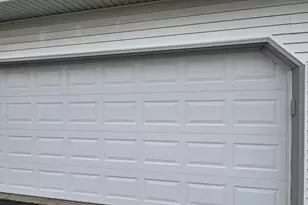 6235 S Creekside Dr, Cudahy, WI 53110 - Photo 28