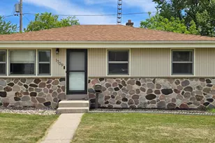 1709 Mercury Cir, Racine, WI 53404 - Photo 2