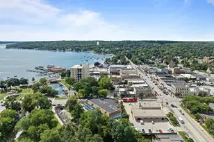 123 Center St, Lake Geneva, WI 53147 - Photo 48