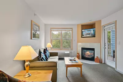 123  Center St #206, Lake Geneva, WI 53147 - Photo 10
