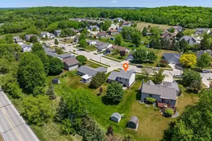1514 Ravine Forest Dr, West Bend, WI 53090 - Photo 54