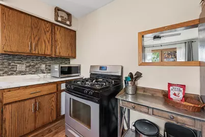 855  Lois Ct, Hartford, WI 53027 - Photo 12