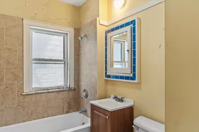2960 N Maryland Ave #2962, Milwaukee, WI 53211 - Photo 20