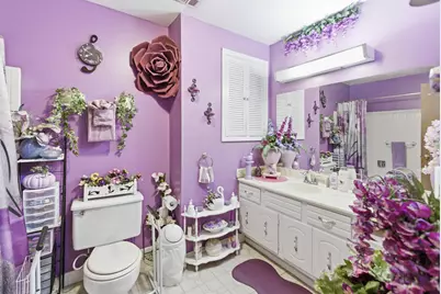 6126 W Port Ave, Milwaukee, WI 53223 - Photo 12