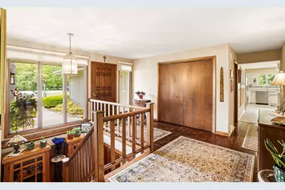 2735  Fenceline Rd, Racine, WI 53406 - Photo 10
