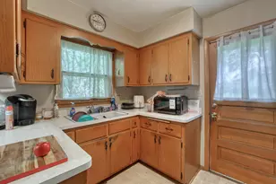 6560 N 54th St, Milwaukee, WI 53223 - Photo 22