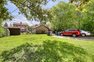 6560 N 54th St, Milwaukee, WI 53223 - Photo 36