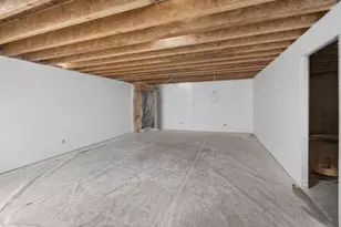 101 Autumn Dr, Newburg, WI 53095 - Photo 8