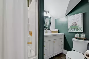 2408 S 7th St, Sheboygan, WI 53081 - Photo 20