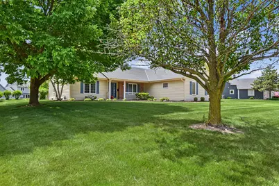 N22W26761  Shooting Star Rd, Pewaukee, WI 53072 - Photo 40