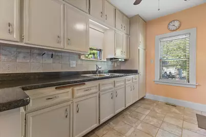 4436  Douglas Ave, Racine, WI 53402 - Photo 4