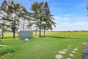 5450 Beechnut Dr, Wayne, WI 53040 - Photo 14