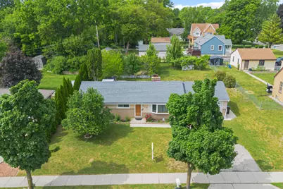 7216 W Layton Ave, Greenfield, WI 53220 - Photo 34