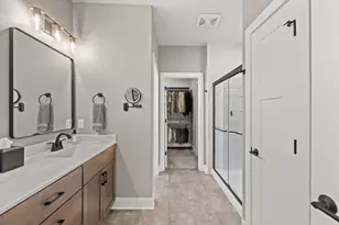 9644 S Bergamont Dr, Franklin, WI 53132 - Photo 34