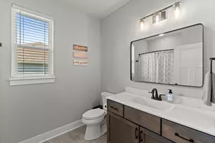 9644 S Bergamont Dr, Franklin, WI 53132 - Photo 36