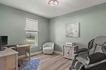 9644 S Bergamont Dr, Franklin, WI 53132 - Photo 22