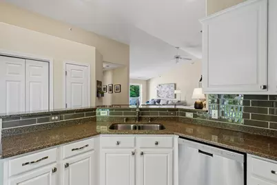 370 E Veterans Way #5, Mukwonago, WI 53149 - Photo 34