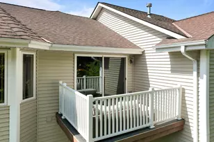 370 E Veterans Way, Mukwonago, WI 53149 - Photo 36