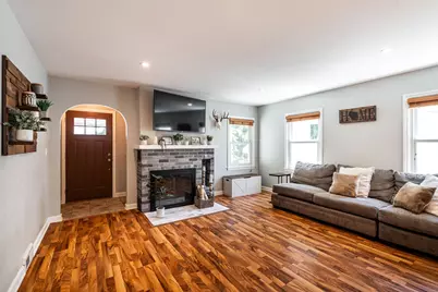 1309 S 91st St, West Allis, WI 53214 - Photo 4
