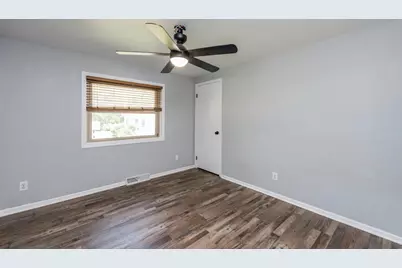 10404  268 Ave, Salem Lakes, WI 53179 - Photo 10
