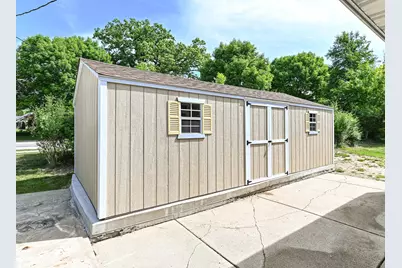 2700 S Root River Pkwy, West Allis, WI 53227 - Photo 32