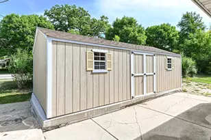 2700 S Root River Pkwy, West Allis, WI 53227 - Photo 32