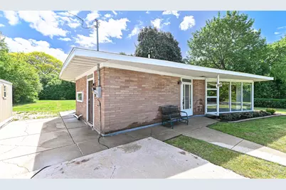 2700 S Root River Pkwy, West Allis, WI 53227 - Photo 34