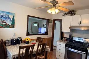 2312 Webster St, Racine, WI 53403 - Photo 6