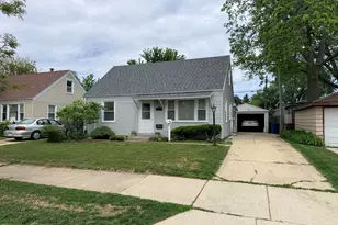 2312 Webster St, Racine, WI 53403 - Photo 2
