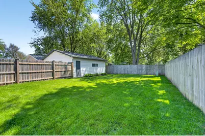 8915  17th Ave, Kenosha, WI 53143 - Photo 24