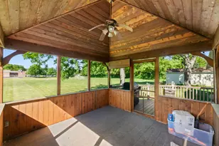 445 E Harvard St, Oconomowoc, WI 53066 - Photo 26