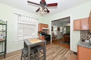 1834 N Dr William Finlayson St, Milwaukee, WI 53212 - Photo 16
