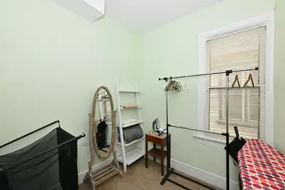 1834 N Dr William Finlayson St, Milwaukee, WI 53212 - Photo 24