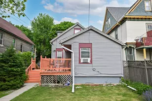 1834 N Dr William Finlayson St, Milwaukee, WI 53212 - Photo 36