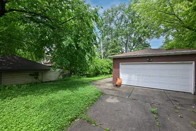 2012 E Newton Ave #2014, Shorewood, WI 53211 - Photo 26