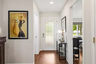 7224 W Mequon Square Dr, Mequon, WI 53092 - Photo 4