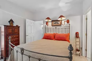 1550 N Warren Ave, Milwaukee, WI 53202 - Photo 18