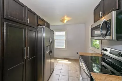 1121  8th Ave, Grafton, WI 53024 - Photo 10