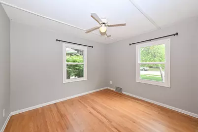 1121  8th Ave, Grafton, WI 53024 - Photo 12