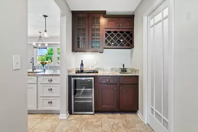 17780  Continental Dr, Brookfield, WI 53045 - Photo 6