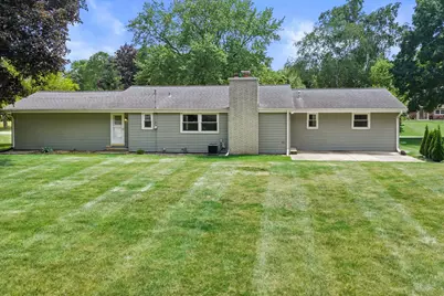 17780  Continental Dr, Brookfield, WI 53045 - Photo 40