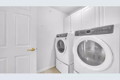 525  Pennsylvania Ave #103, Sheboygan, WI 53081 - Photo 20