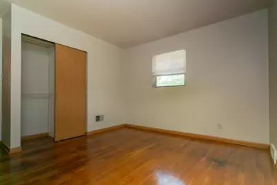 3952 S 43rd St #3954 Upper, Milwaukee, WI 53220 - Photo 12