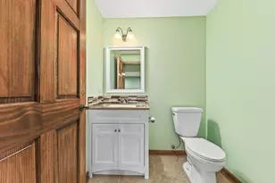 280 Foxglove St, Port Washington, WI 53074 - Photo 24