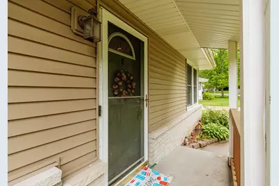 3739 W Parnell Ave, Milwaukee, WI 53221 - Photo 4