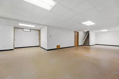7701 W Warnimont Ave, Milwaukee, WI 53220 - Photo 26