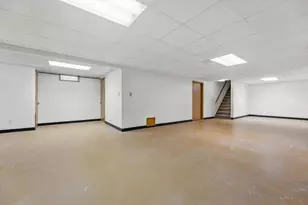 7701 W Warnimont Ave, Milwaukee, WI 53220 - Photo 26