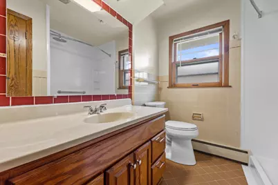 7701 W Warnimont Ave, Milwaukee, WI 53220 - Photo 16